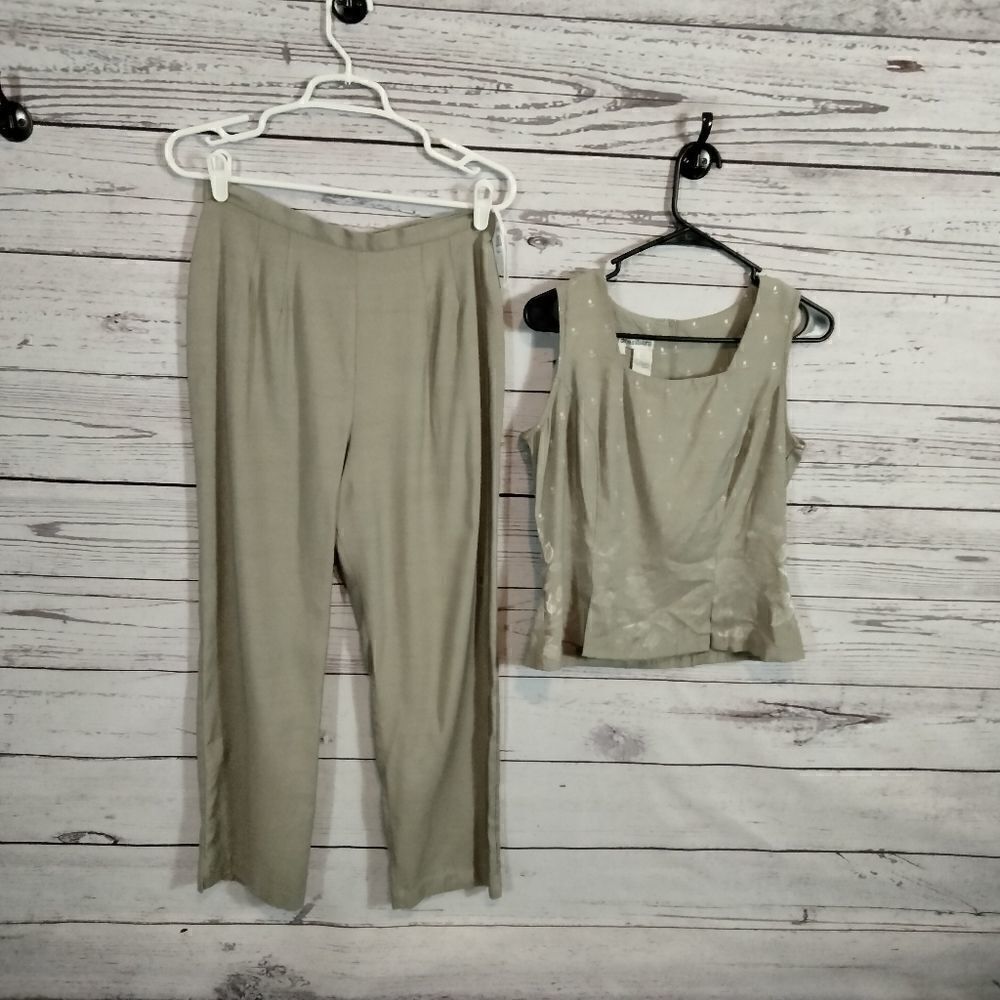 "Dressbarn" woman's dress outfit 